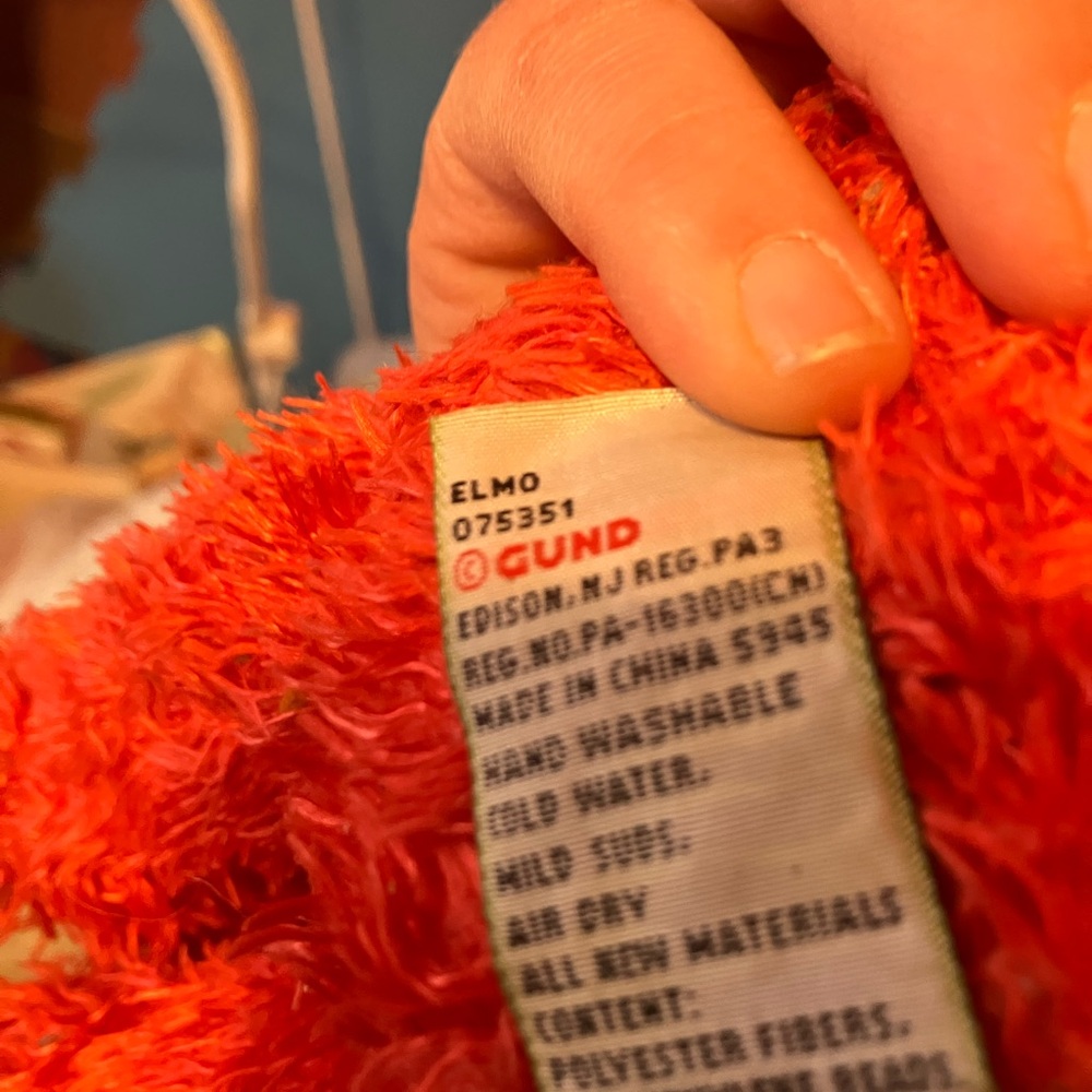 Elmo plush - Picture 3 of 3